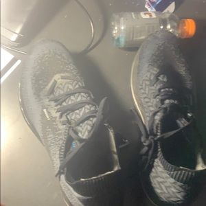 Slightly worn Men’s. Brooks Bedlam running